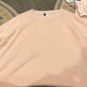 comfy peach colored sweater